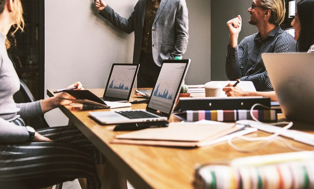 Automate data analysis, stay updated in real-time,